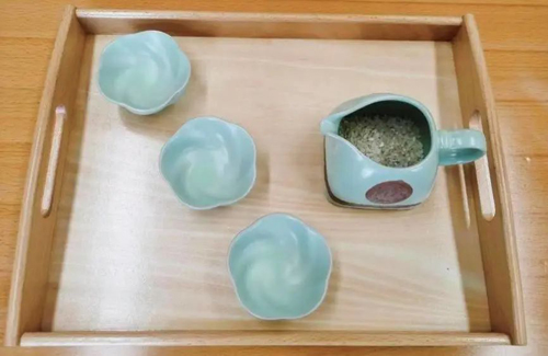 单股线怎么缝南京赫贤幼儿园蒙氏工作大揭秘：走进了不起的日常工作区_https://www.jmylbn.com_新闻资讯_第6张