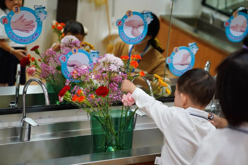 单股线怎么缝南京赫贤幼儿园蒙氏工作大揭秘：走进了不起的日常工作区_https://www.jmylbn.com_新闻资讯_第5张