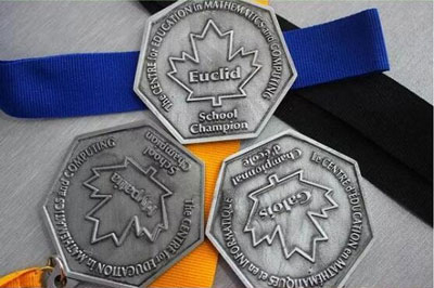 祝贺美国蓝带加州汇点高中闵行校区滑铁卢数学