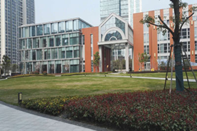 育路小编探校:华师大二附中IB课程班-育路上海